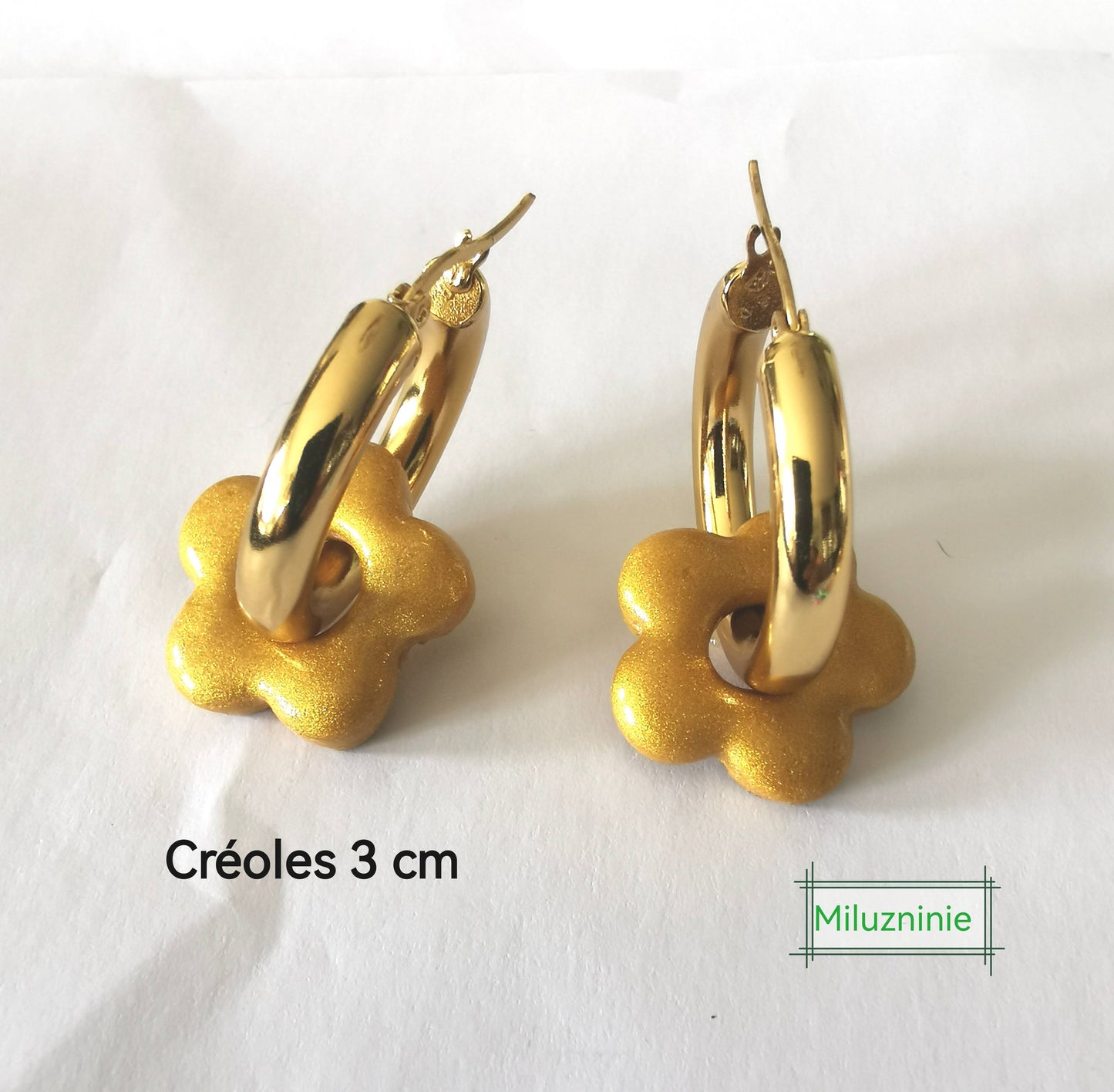 Boucles d'oreilles créoles en acier inoxydable avec pampilles (fleurs) bleu en Fimo – faites main & interchangeables (Copie) (Copie)
