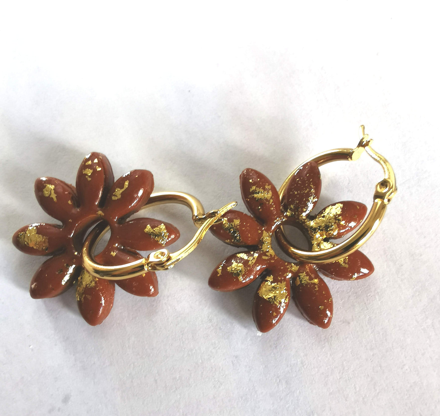Petites pampilles chocolat en Fimo pour boucles d’oreilles – Fait main & interchangeables, avec ou sans créoles. (Copie)