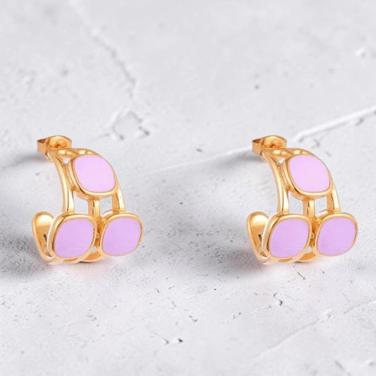 Boucles d’oreilles géométriques mauve – Acier inoxydable & émail – Élégance moderne