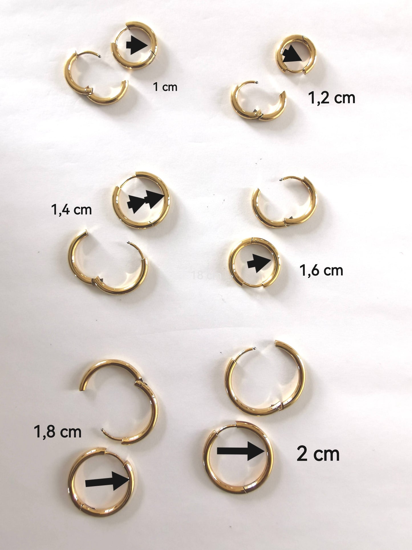 Créoles dorées en acier inoxydable | Boucles d’oreilles femme hypoallergéniques résistantes à l’eau