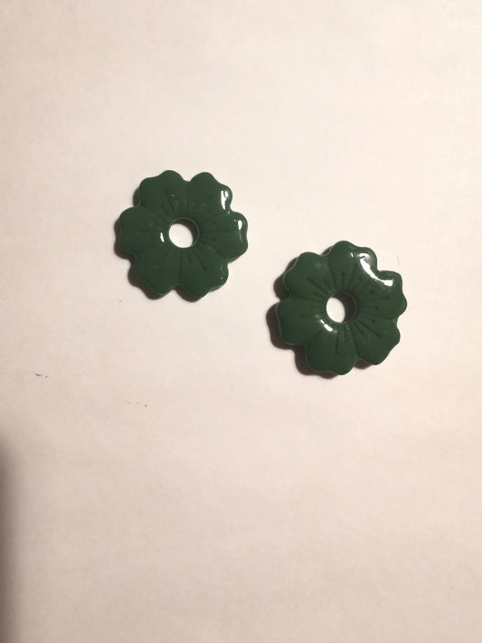 Pampilles verte feuille en Fimo faites main – uniques & interchangeables pour créoles