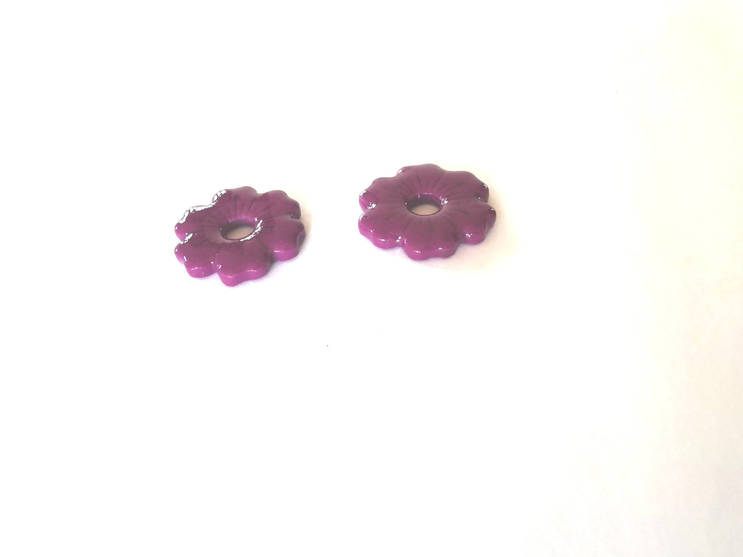 Pampilles violette en Fimo faites main – uniques & interchangeables pour créoles