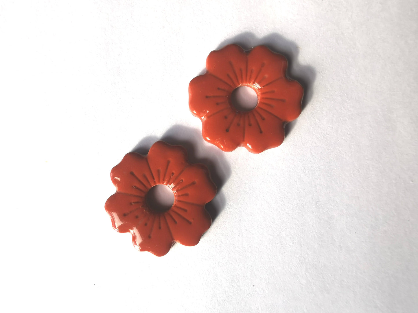 Pampilles terracotta (terre cuite) en Fimo faites main – uniques & interchangeables pour créoles (Copie)