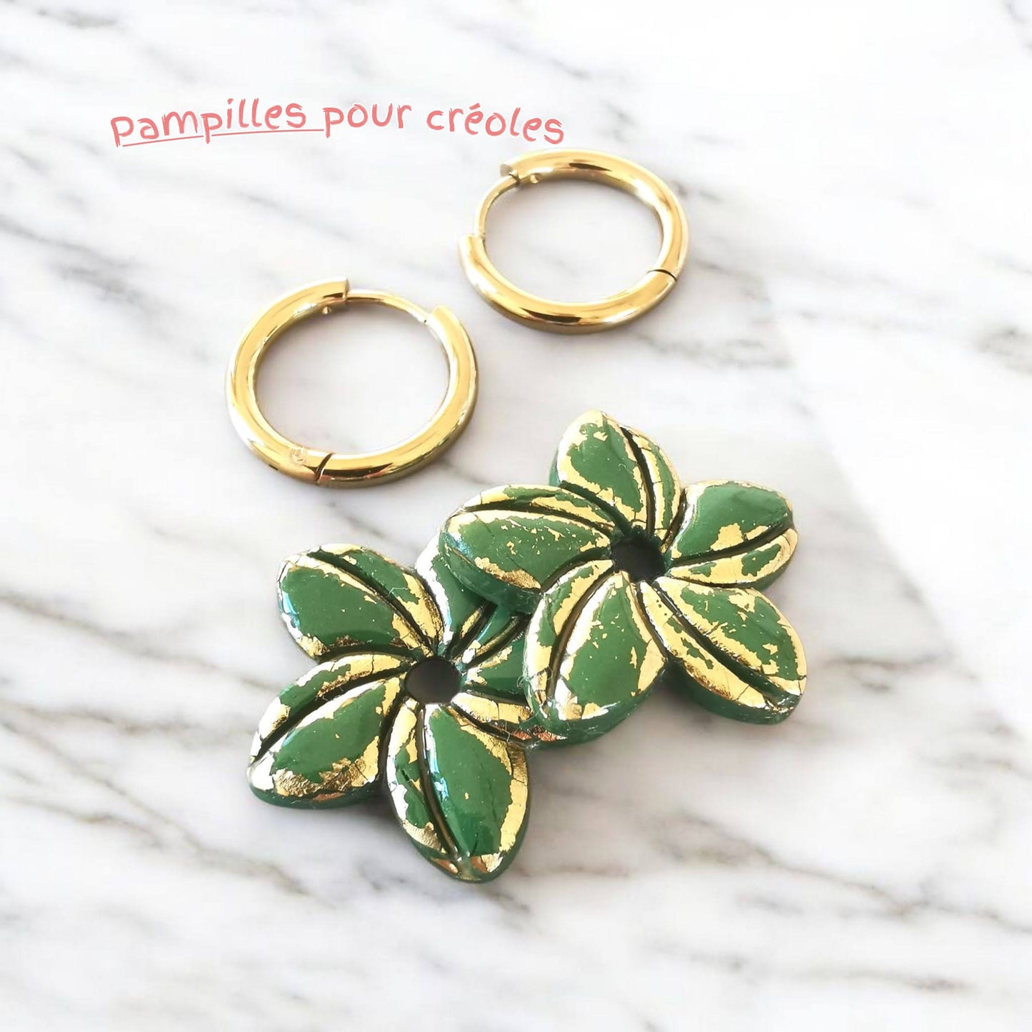 Pampilles  – Reflets dorés | Fimo et résine artisanale | Interchangeables pour créoles