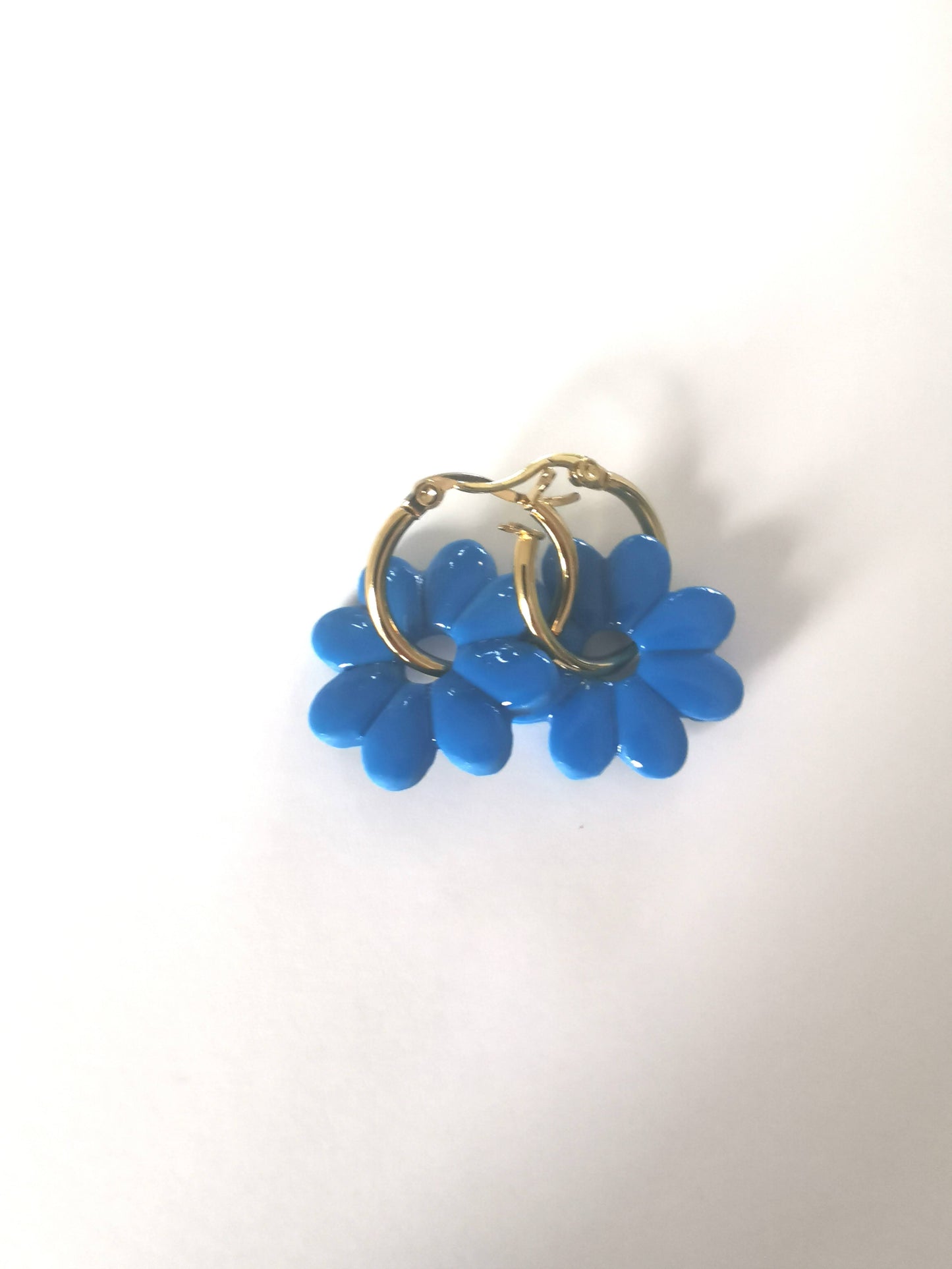 Pampilles en Fimo faites main – uniques & interchangeables pour créoles