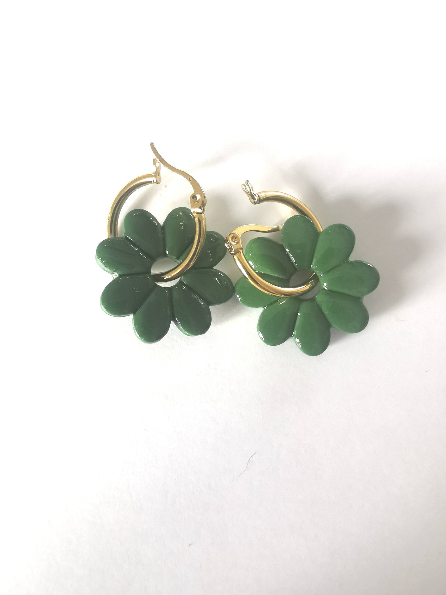 Pampilles en Fimo faites main – uniques & interchangeables pour créoles