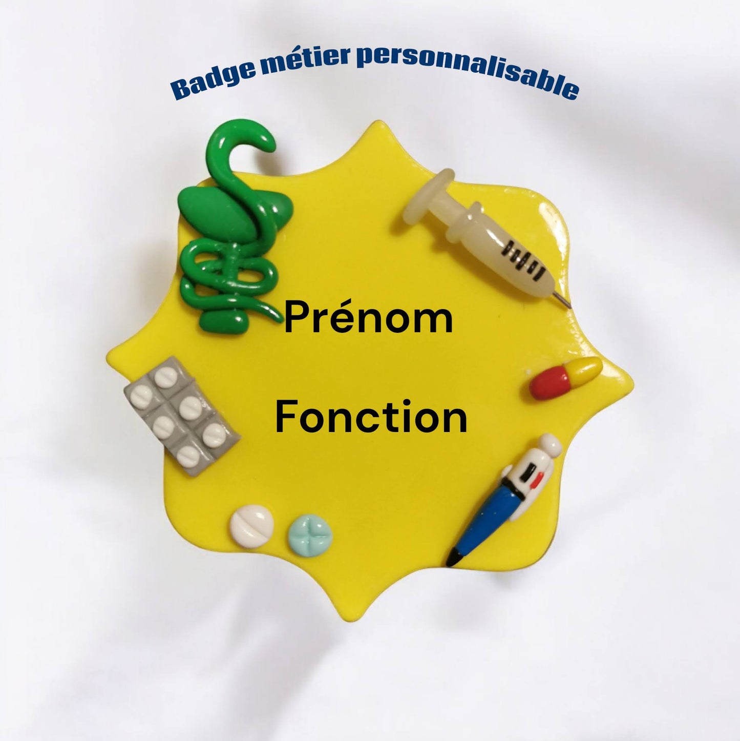 Badge pharmacie personnalisé – Pharmacienne, préparatrice – Cadeau artisanal fait main en fimo
