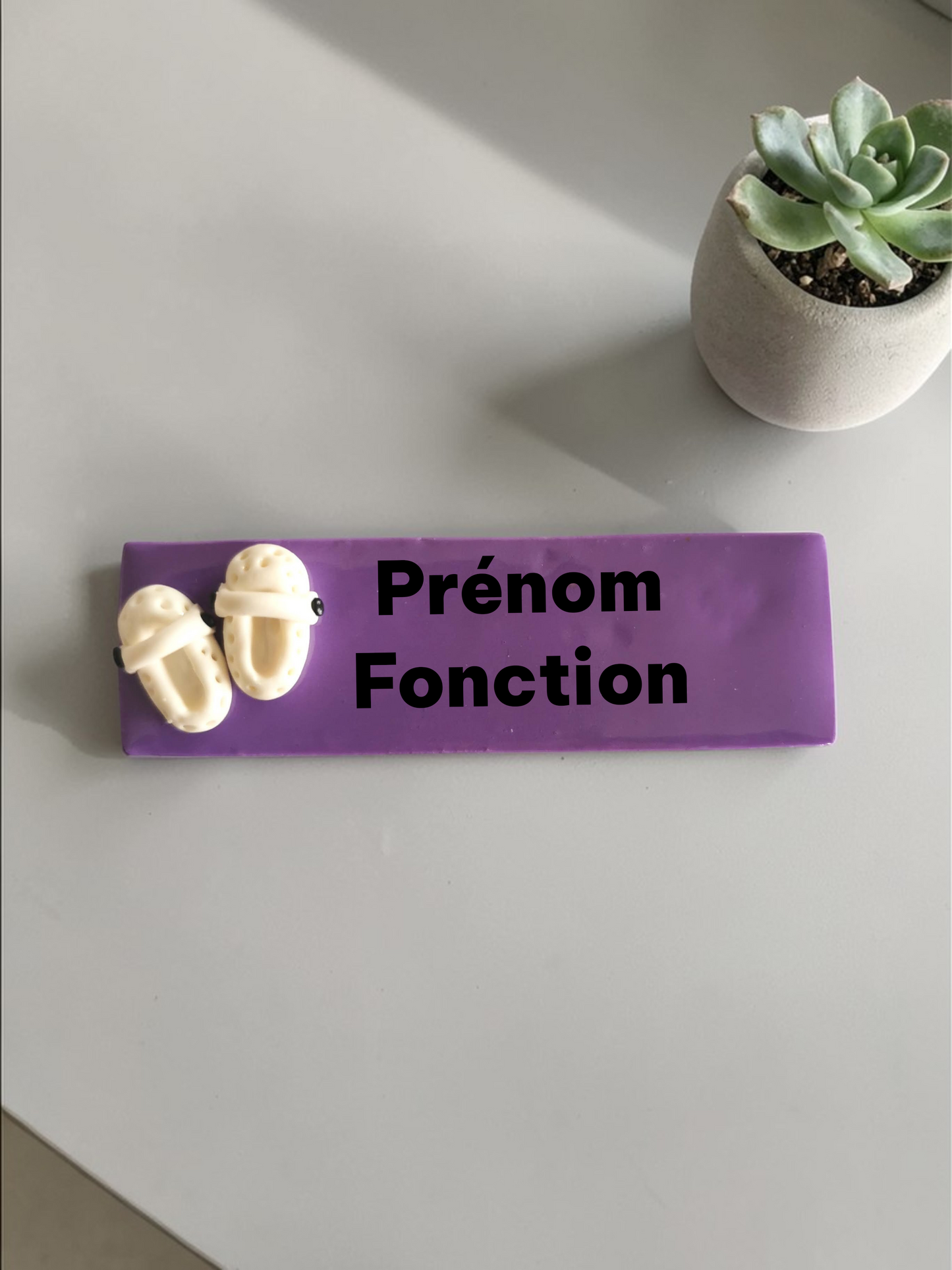 Badge prénom personnalisé Fimo – Modèle crocs – Badge professionnel personnalisable