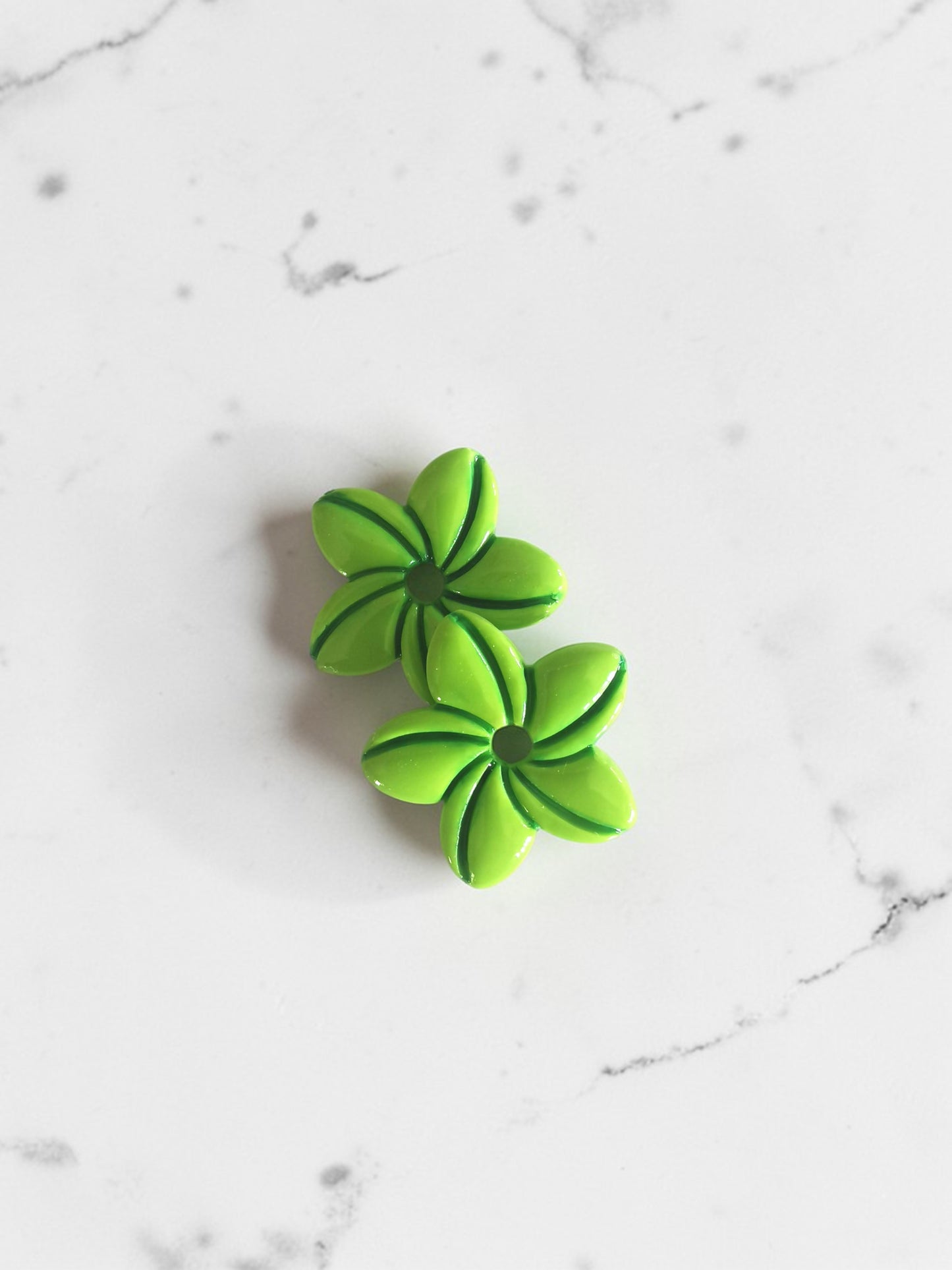 Pampilles Aloha – Fimo artisanale – Breloques interchangeables pour créoles – Bijoux faits main