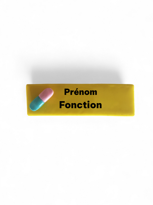 Badge prénom personnalisé – Gomme Fimo – Badge enseignant, ATSEM, animatrice