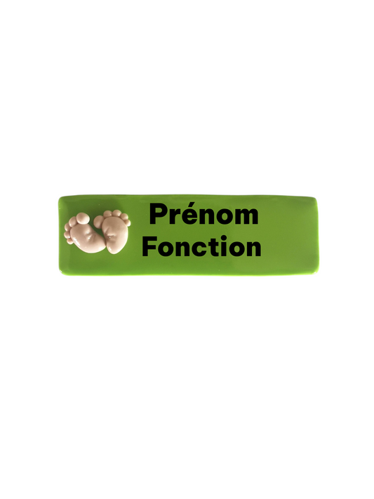 Petit badge prénom personnalisé – Badge professionnel Fimo pour infirmière, sage-femme, auxiliaire, crèche Couleur et attache au choix