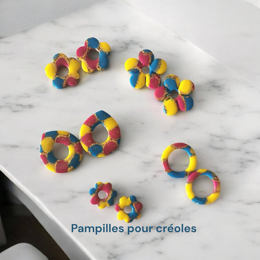 Pampilles Colora - Bleu, fuchsia & jaune - Fimo avec feuilles d’argent - Breloques créoles interchangeables - Plusieurs formes – Lot de 2