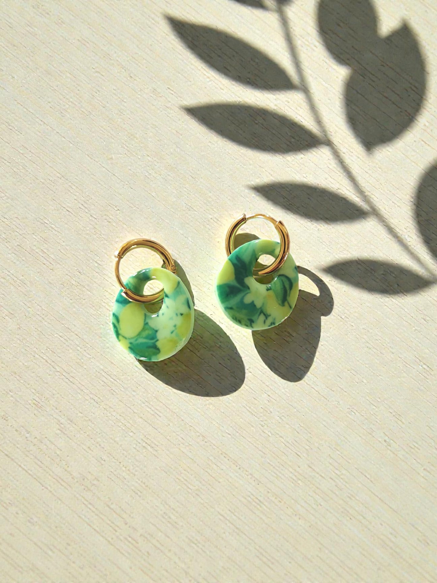 Pampilles citron réversibles pailletées – Bijoux faits main – Avec ou sans créoles