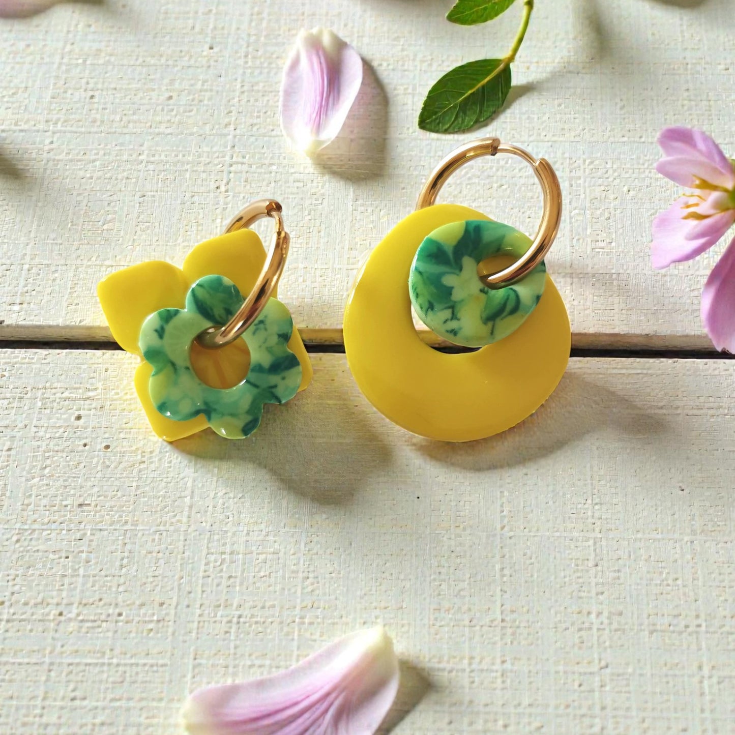 Coffret “Limoncello” – Pampilles jaunes & citron – Créoles interchangeables – Bijoux faits main en pâte polymère résinée