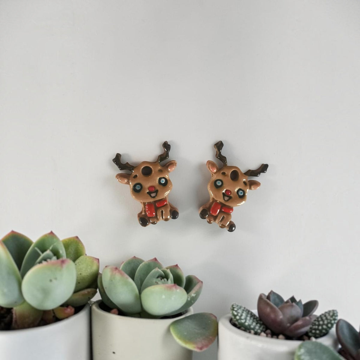 Pampilles Cerf pour Créoles – Breloques Renne – Pâte Polymère FIMO & Résine – Bijoux Amovibles – Accessoire Noël