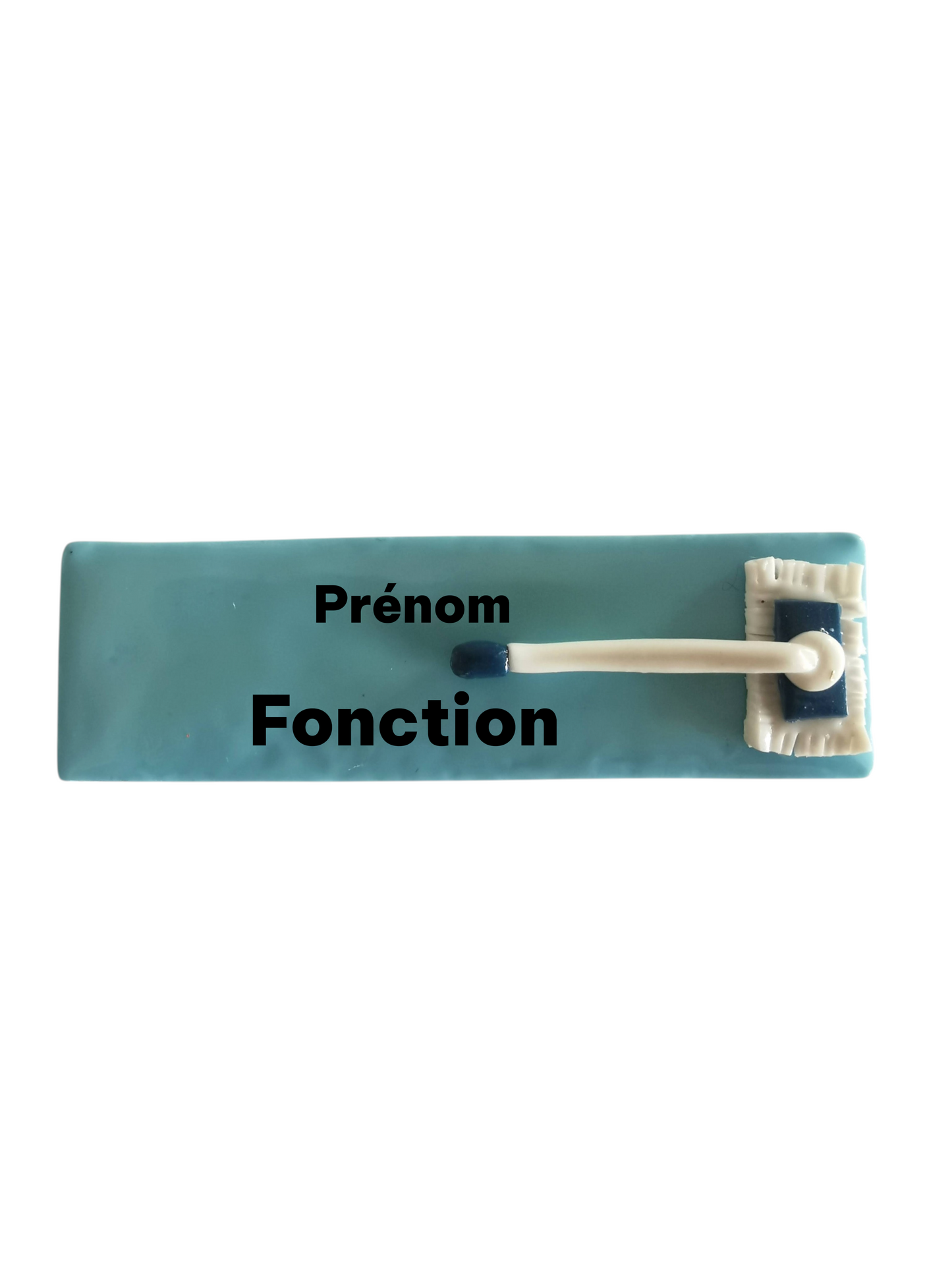 Badge prénom personnalisé ASH – Balai Fimo – Badge professionnel agent hospitalier
