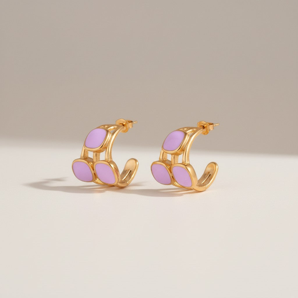 Boucles d’oreilles géométriques mauve – Acier inoxydable & émail – Élégance moderne